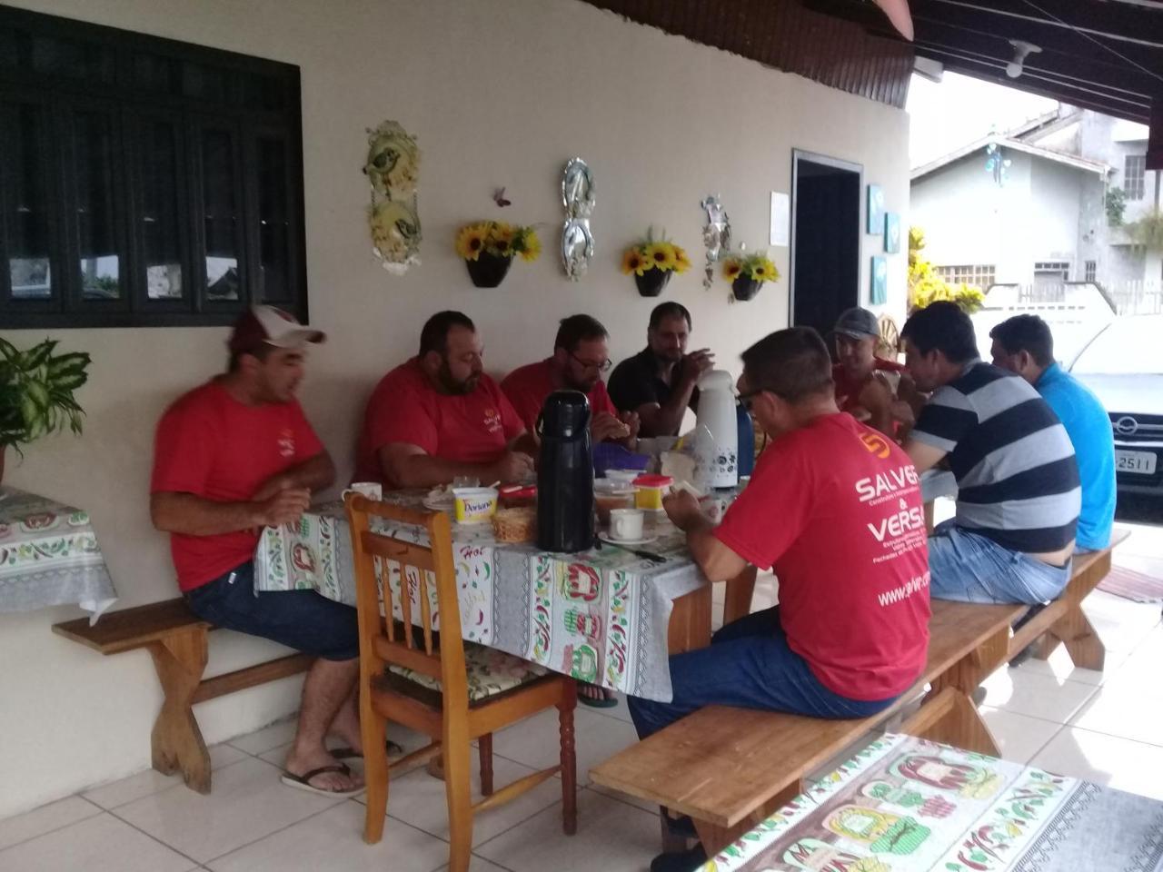 Hostel Cidade Das Flores 2 جوينفيل المظهر الخارجي الصورة