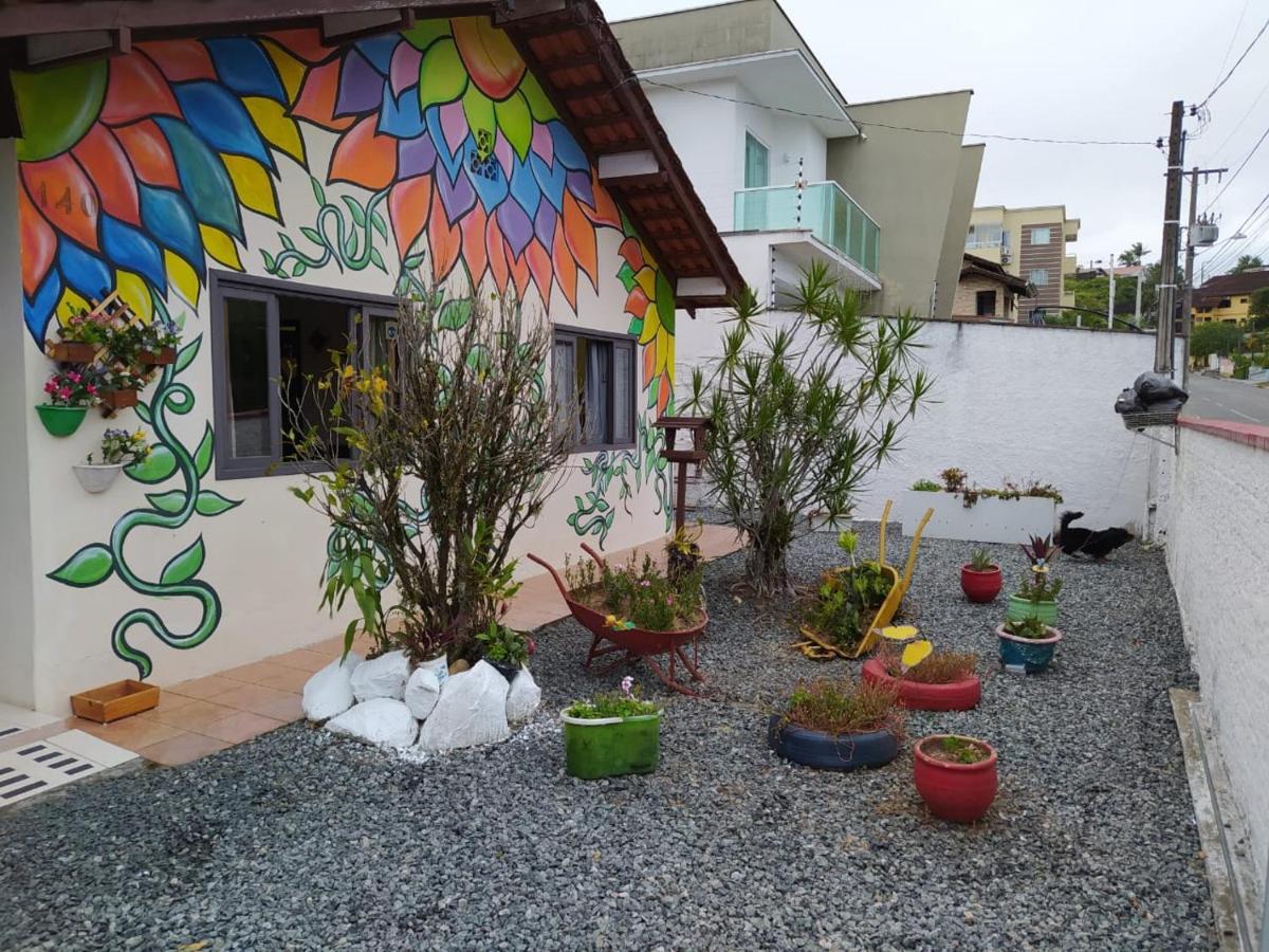 Hostel Cidade Das Flores 2 جوينفيل المظهر الخارجي الصورة